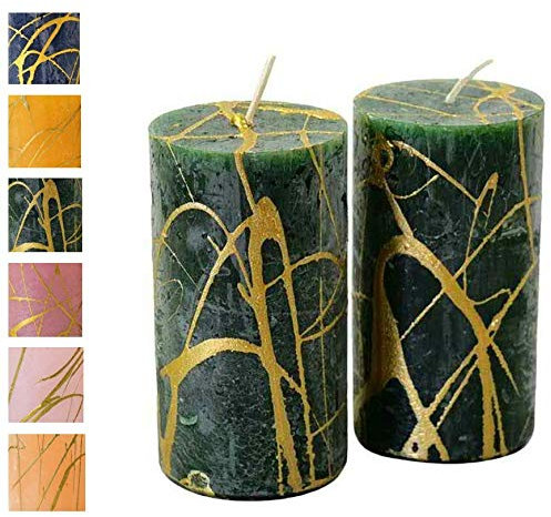 Adventskerzen m. goldenem Muster – 2 Stück - Rustikale Oberfläche - Kerzen/Stumpenkerzen - Weihnachten/Weihnachtskranz/Adventskranz (Jägergrün, Höhe: 11cm / ⌀ 6cm - 2 Stück)