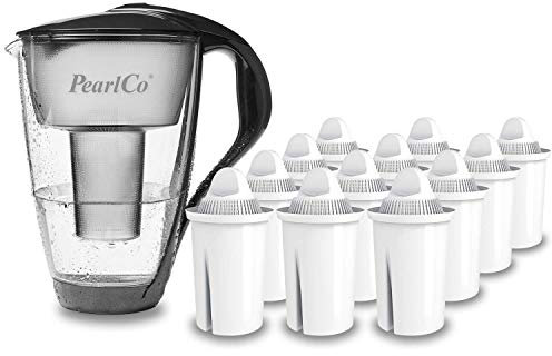 PearlCo Glas-Wasserfilter (anthrazit) Glaskanne mit 12 Classic Filterkartuschen – Reduzierung von Kalk & Schwermetall – Schützt Geräte – Besserer Geschmack von Kaffee & Tee – Made in EU