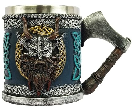 Boccale Vichingo con Teschio | Bicchiere in Acciaio da 45 cl per Birra e Caffè | Accessorio da Bar Gotico con Manico Ascia e Rune | Regalo Originale per Uomini, Papà o Appassionati di Mitologia