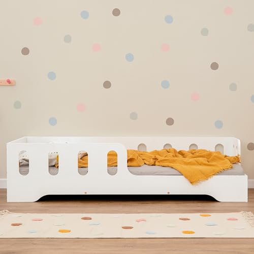 smartwood TILA 1P Kinderbett 90x200 | Montessori Bodenbett mit Lattenrost & Rausfallschutz | Für Jungen & Mädchen | Weiß | Sicheres und Robustes Holzbett für Kinder ab 3 Jahren