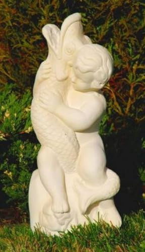 Casa Padrino Jugendstil Wasserspeier Skulptur Junge mit Fisch Sandfarben H. 48 cm - Wasserspeier Stein Figur - Barock & Jugendstil Garten Deko Accessoires