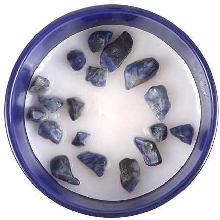 Améliorez votre horoscope Taureau avec notre bougie du zodiaque ambre et vanille, infusée avec du lapis lazuli pour la confiance en soi – Un cadeau spirituel