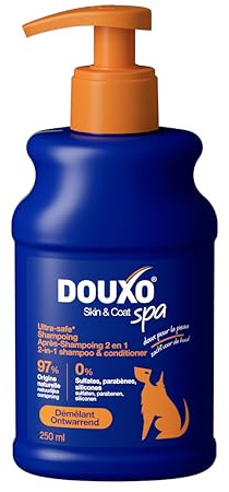 DOUXO Skin & Coat Spa - Ultra-Safe Shampoing 2 en 1 démêlant pour Chiens, 250 ML, nettoie et Hydrate en Profondeur la Peau et Le Poil, Laisse Le Pelage Doux, Soyeux et démêlé, respecte la Peau.