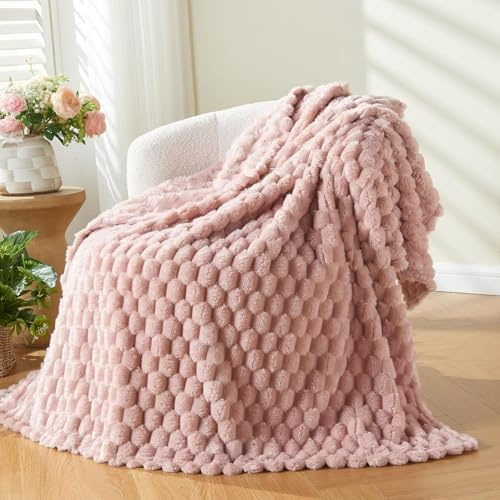 Wajade Fleece Throw Blanket, Fluffy Faux Fur Blanket for Bed Sofa Couch, Soft Cosy Warm Thick Blanket,Jacquard Pink 153x203