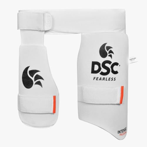 DSC Intense Passion Combo lårdyna | Färg: Vit | Storlek: Män, höger hand | För män & pojkar | Material: Polypropylen | Högdensitetsskum inuti | Hårt skal för överlägset skydd