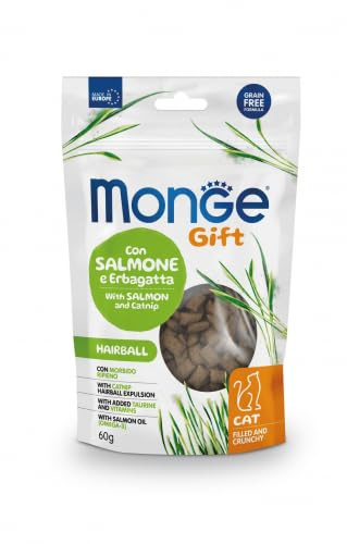 MONGE Gatto Gift Hairball con Salmone ed Erba Gatta Filled and Crunchy | alimento complementare per gatti adulti, per favorire l'espulsione dei boli di pelo, Made in Italy, 3 confezioni da 60gr.