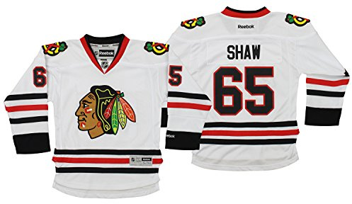 Reebok NHL Youth Boys Chicago Blackhawks Andrew Shaw #65 Replica Player Jersey, White, Small/Medium