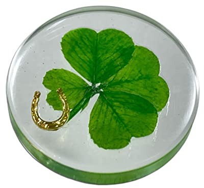 Real Four Leaf Clover Good Luck Pocket Token, Preserved, 1.25”, Including Metal Horseshoe Object (Gold)