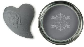 Nordic Chic Peinture à la craie | Colour Stormy Grey | 750 ml | pour meubles, bois, métal et plus | zéro COV | Ecolabel | EN 71-3 Cert. (peut être utilisé sur les meubles des enfants)