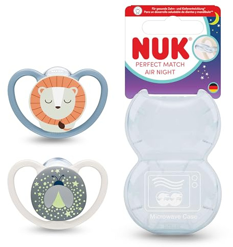 NUK Perfect Match Air Night nappflaskor för baby | 6-18 månader | Självlysande nappar som främjar luftflöde och förhindrar dregelutslag | 95% acceptans hos bebisar** | Lejon | 2 stycken