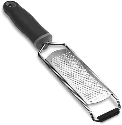 Grattugia per formaggio e verdure in acciaio inox con foro per appenderla, lavabile in lavastoviglie, perfetta per noce moscata, cioccolato, frutta, verdura, zenzero
