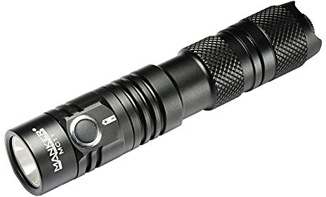 Manker MC11 CREE XP-L LED-Taschenlampe, 1300 Lumen, Manker 2600 mAh, 18650 Micro-USB, wiederaufladbarer Li-Ionen-Akku, USB-Ladekabel und Taschenclip, Kaltweiß