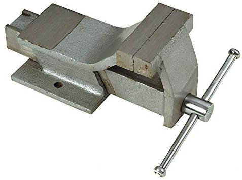 Tornillo de banco fijo paralela (medida 150 mm. Apertura máxima 200 mm).