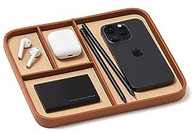 Nordik Tablett aus Leder, Sandbraun, hochwertiges veganes Leder, stilvolles und organisiertes Nachttisch-Tablett für Herren, EDC-Auffangtablett für Schlüssel, Uhr, Geldbörse, Schmuck, moderner