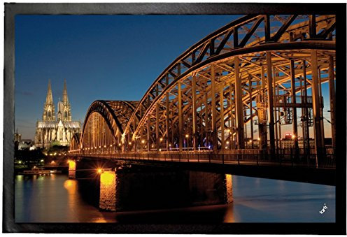 1art1 Köln Hohenzollernbrücke Und Kölner Dom Bei Nacht Fußmatte Dekomatte Innenbereich | Design Türmatte 60x40 cm