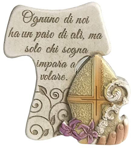 Regalami.shop, croce tau Cresima in pietra ricomposta cm 9 con bassorilievo decorato completa di scatola, confetti, nastro organza e bigliettino