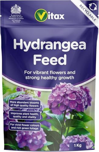 Hydrangea Feed, Specially Tailored, Added Magnesium and Iron, Improves Plant Health, Resealable 1KG Pouch