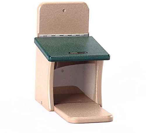 Birds Choice SNSQ Recycled Squirrel Munch Box, Squirrel Feeders, 7-3/16L X 12-3/8W X 11-5/8H, Taupe w/ Green Roof