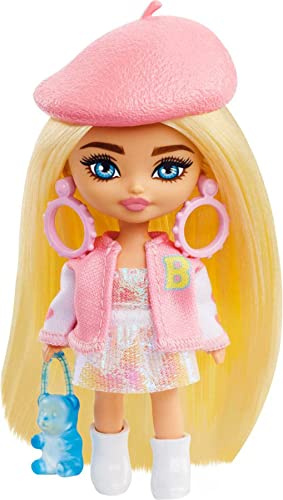 Barbie-docka, Barbie Extra Mini Minis, blond docka med hårspänne och collegejacka, handväska i form av gummibjörn, barnleksaker, kläder och accessoarer, HLN48