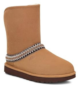 UGG Women's Classic Short Crescent Classic Boot, Chestnut, UK 8