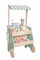 JaBaDaBaDo Marktstand mit Lebensmittel inkl. viel Zubehör, 40x79x40cm, W7193 Kaufladen, Lebensmittelgeschäft, Spielset, großer Holzladen mit Waage, Kasse, Gemüse und Obst