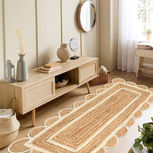 The Home Talk Scalloped Jute Rectangular Rug - Natural Fiber Scallop Rug Rustic Vintage Braided Handwoven Indoor Carpet for Entryway/Kitchen/Frontdoor (Natural & White, 60 x 150 cm)