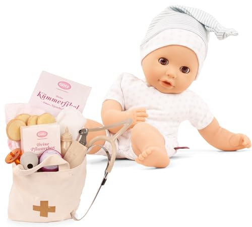 Götz 2516072 Cosy Aquini Baby Be A Doctor Badepuppe - Puppe ohne Haare und braunen Schlafaugen - 33 cm Mädchen-Babypuppe in 48-teiligen Set