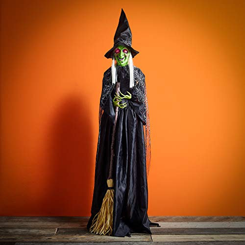 Lights4fun 180cm Animierte Halloween Hexe Halloween Deko sprechende Hexe Halloween Figur Halloween Hexen Deko Indoor Halloween Deko Innen Halloween Deko drinnen
