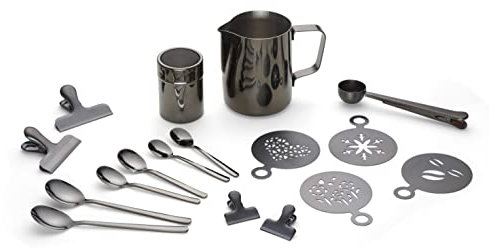 Echtwerk Kaffeezubehör-Set, 23-tlg, Milchschaumkännchen 600 ml, Kakaostreuer, 4x Espresso-, 4x Cappuccino-, 4x Latte Macchiato-Löffel, 4x Kaffeeclips, 4x Kaffeeschablonen, Kaffeemesslöffel, Schwarz