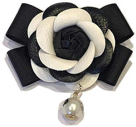 Brillabenny Spilla Fiore Camelia Perla Alta Bigiotteria Applicazione Lusso Donna in Pelle Bianca e Nera Pin Brooch Gioiello