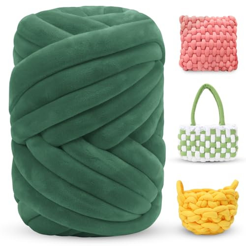 LEREATI Thick Chunky Yarn for Arm Knitting Jumbo Tube Soft Chunky Knit Blanket Velvet Yarn for Crocheting Handbags Hand Knitting Pet Bed Rugs Pillows Crafts (500g, Pine Green)
