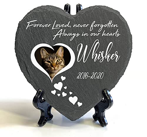 TULLUN Targa commemorativa a forma di cuore + supporto per animali domestici, gatti, cani, in ardesia, con cornice in pietra e zampa, cuori e cuore, dimensioni 10 x 10 cm