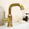KOPYFANTAP Wasserhahn Bad Antik Messing, Retro 360° Schwenkbar Waschtischarmatur,Einhebel Mischbatterie Waschbecken mit 2 Stück Anschlussschlauch G3/8 für Badezimmer