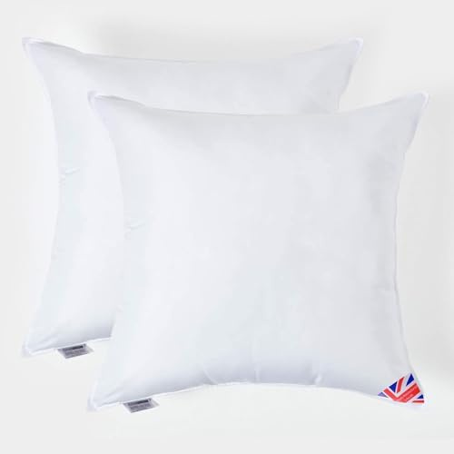 Homescapes Super-Mikrofaser Füllkissen 65x65 cm – 2er-Set Kissen wie Daunen, hypoallergene Kissenfüllung/Innenkissen für Dekokissen wie Sofakissen & Bettkissen oder kleine Kopfkissen