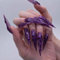 GlamRays Stiletto Press on Nails Langer Falsche Nägel Lila Goth Klebernagel 3D Textur Chrom Bling Design Y2k Punk Akrylnägel 24 Stück Mandel Handgemachte Vollumfängliche Falsche Nägel