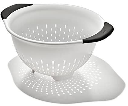 OXO 11331000 3 QT Plastic Colander Strainer, White