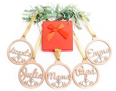 Bolas de navidad de madera personalizadas Pack 5 Olesea Adornos navideños Ornamento Decoraciones colgantes de Navidad para el árbol de Navidad