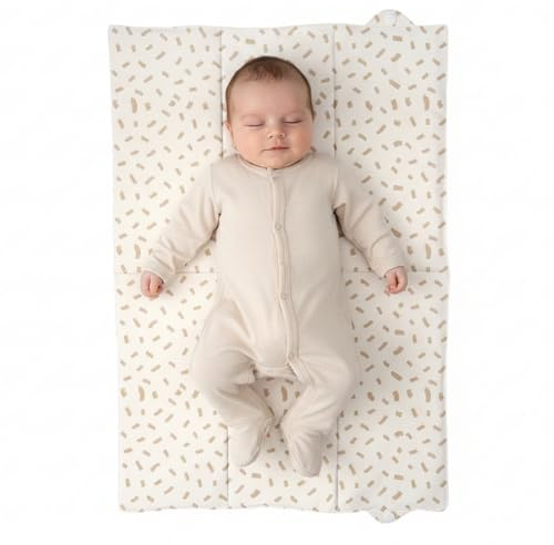 Clair de Lune Dash Foldable Changing Mat, Easy Clean Soft Water Resistant Travel Pad 60 x 34 cm