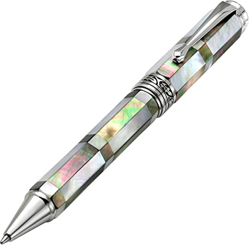 Xezo Stylo bille à mécanisme tournant octogonal de collection Maestro Vintage, pointe moyenne. Nacre noire et blanche de Tahiti avec plaquage de chrome. Numéroté, chaque pièce unique