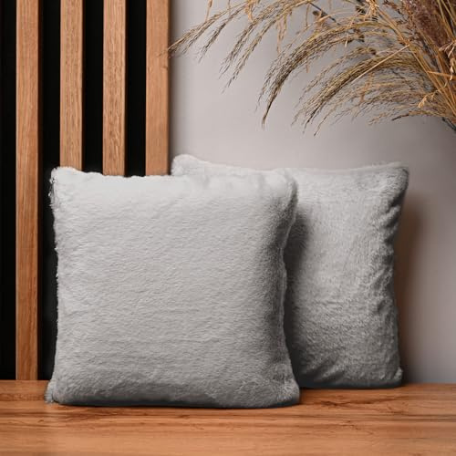 MG Design Set 2 of Decorative Faux Fur Cushion Covers 12 x 12 in (30 x 30 cm) – Ultra Soft & Cozy, Plush Texture