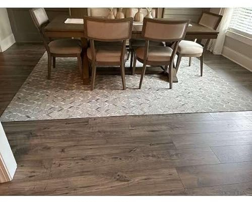 Alfombra geométrica de piel de vaca sintética | Alfombra de cuero antideslizante para sala de estar, dormitorio y decoración del hogar | Elegante alfombra duradera (gris oscuro, 4 x 6)