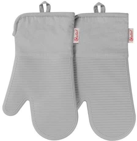 YUTAT Silicone Oven Mitts,High Heat Resistant Up to 500 Degrees,Waterproof Cooking Gloves with Soft Polyester Filling,Kitchen Potholder Set - Perfect for BBQ,Baking and Cooking,Grey,2 Pcs Set
