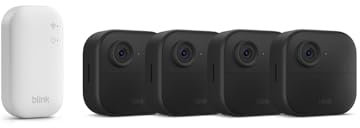 Videocamera Blink Outdoor 4 (Ultimo modello) - Videocamera di sicurezza smart HD wireless, autonomia di due anni, compatibile con Alexa - Sistema a 4 telecamere con Sync Module Core incluso - IP65