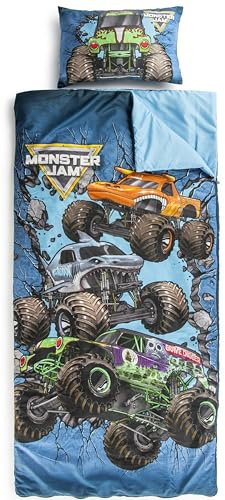 Jay Franco Set Sacco a Pelo e Cuscino Monster Jam Trucks - Comodo Sacco Nanna da Viaggio con Manico, Ideale per Gite Scolastiche e Pigiama Party