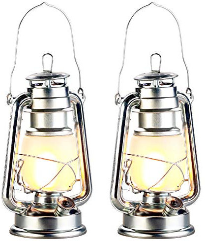 Lunartec LED Laternen: 2er-Set LED-Sturmlaternen mit Flammen-Effekt, 25 cm Höhe, silberfarben (Schiffs-Laterne, Deko-Sturmlampe, Tischleuchte Batterie)