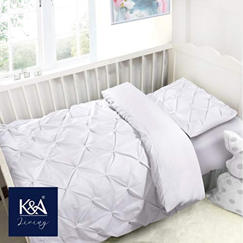 K&A® Pintuck Pinch Pleat Cot Bed Duvet Cover Set with Zipper Closure including Pillowcase – Ultrasoft Brushed Microfiber – Easy Care & Machine Washable (White - 120x150)