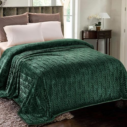 Whale Flotilla Coperta in Pile con Motivo a Foglie, Coperta Calda in Flanella per Divano e Letto, Morbida e Accogliente, Adatta a Tutte le Stagioni, 230 x 270 cm, Verde Scuro