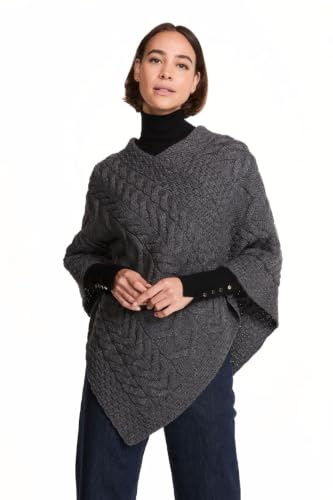 Aran Woollen Mills Poncho en Tricot Irlandais pour Femme Cardigan Triangulaire en Laine Mérinos Supersoft Fabriqué en Irlande (Gris Ardoise)