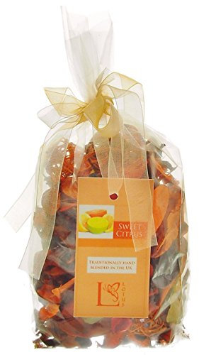 Hand Blended Pot pourri in a gift bag in a choice of 11 fragrances, product with long lasting scent for your Home or as a Gift (Citrus)