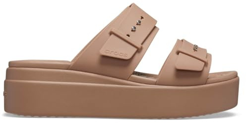 Crocs Brooklyn Buckle Low Wedge, Sandali Donna, Latte, 34/35 EU